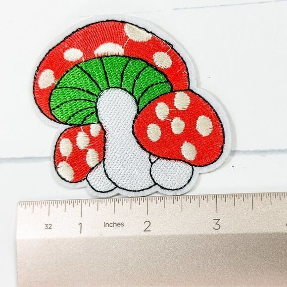 Wild  Magic Mushrooms Embroidered Iron On Sew On Applique Patch - Picture 2 of 4